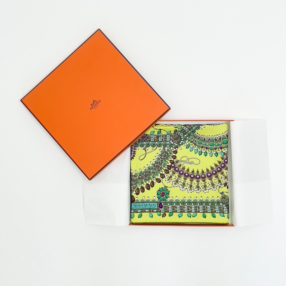 NWT Hermes Scarf "PARURES DES MAHARAJAS" - Picture 2 of 12